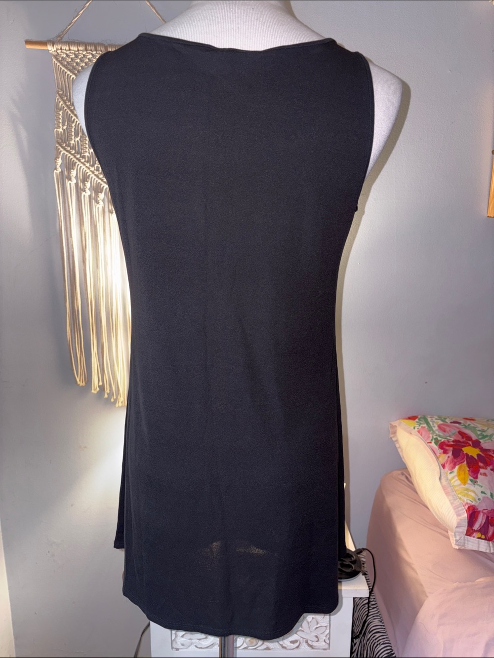 Eileen Fisher Stretch Silk Jersey Scoop Neck Tank in Black XS - Picture 7 of 9